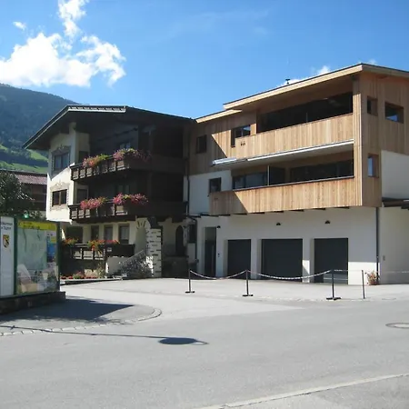 Penzion Gaestehaus Braunegger Stumm